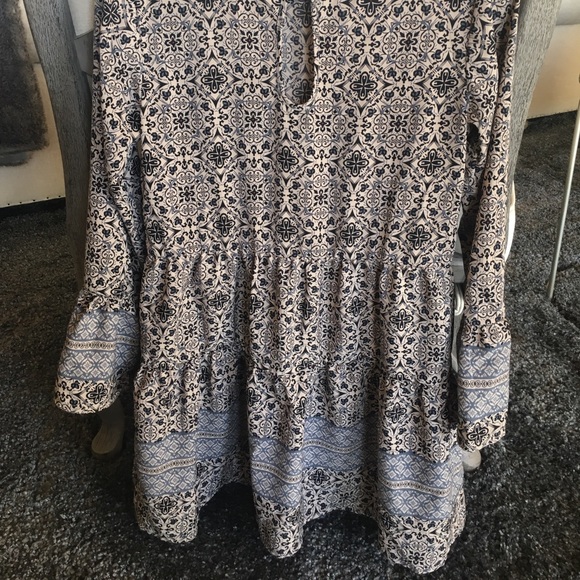 One Clothing Patterned Ruffle dress - Picture 3 of 5